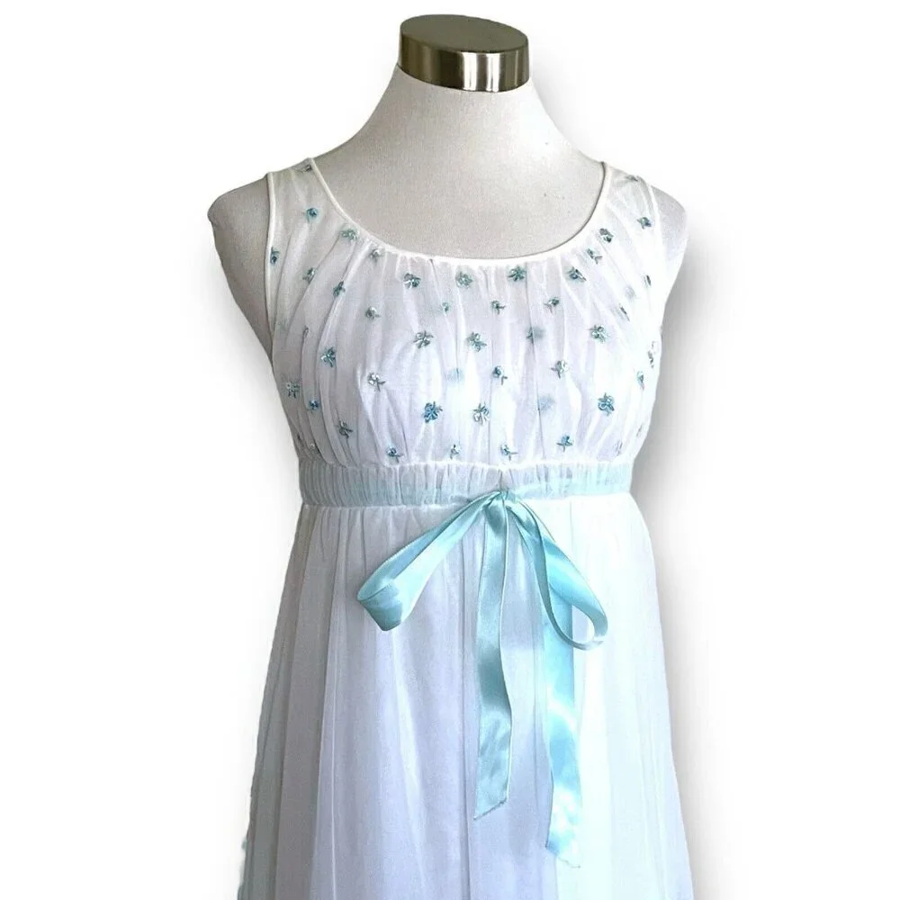 Vintage 1960s Miss Elaine Peignoir Set Sz P Petite White Blue Nylon Robe Gown